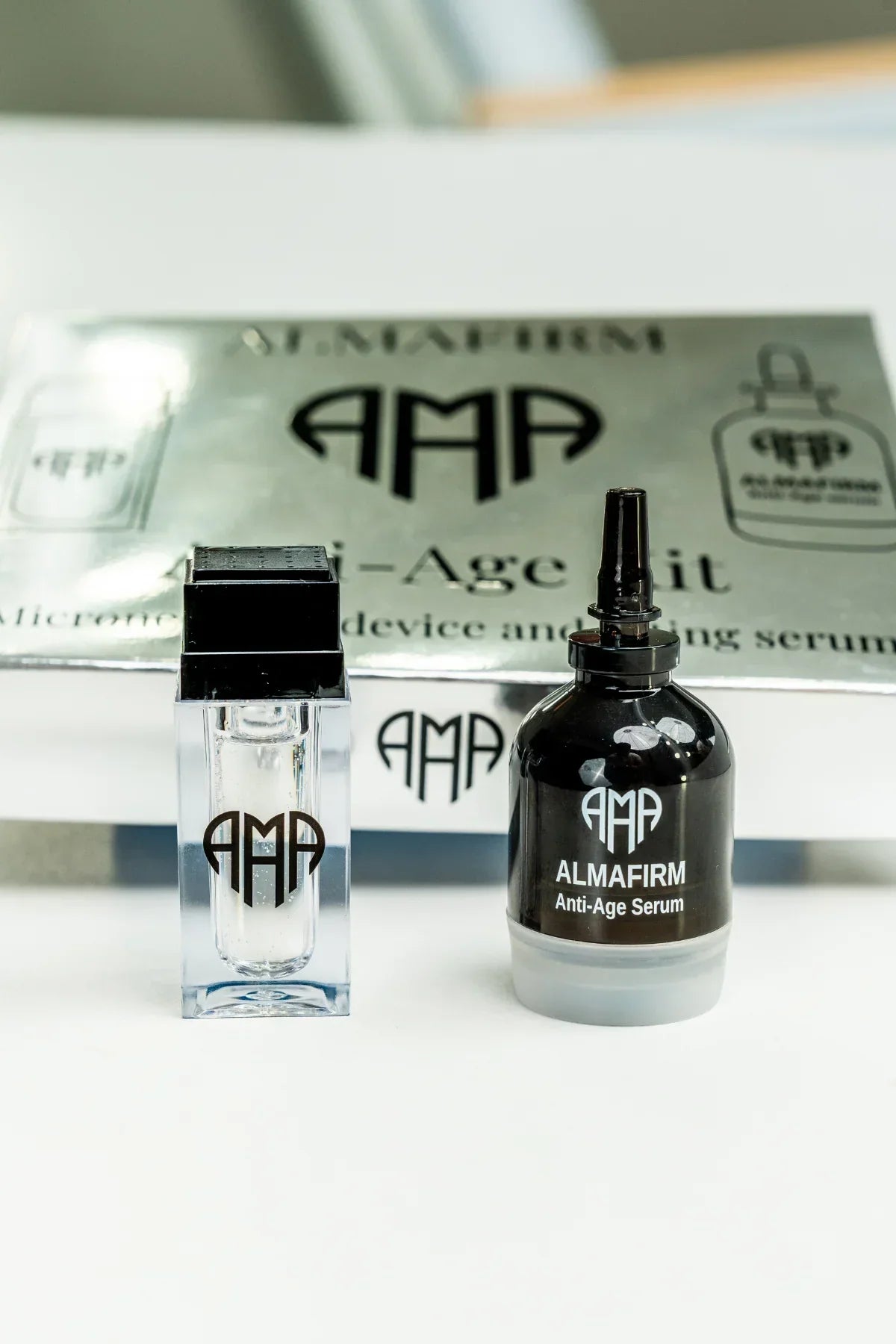 Anti-aging microneedling therapy (1 serum 10 ml + applicator)