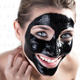 Globoko čiščenje črne maske z aktiviranim ogljem - 100 ml